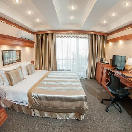 Hotel Uyut Almaty Eksteriør bilde