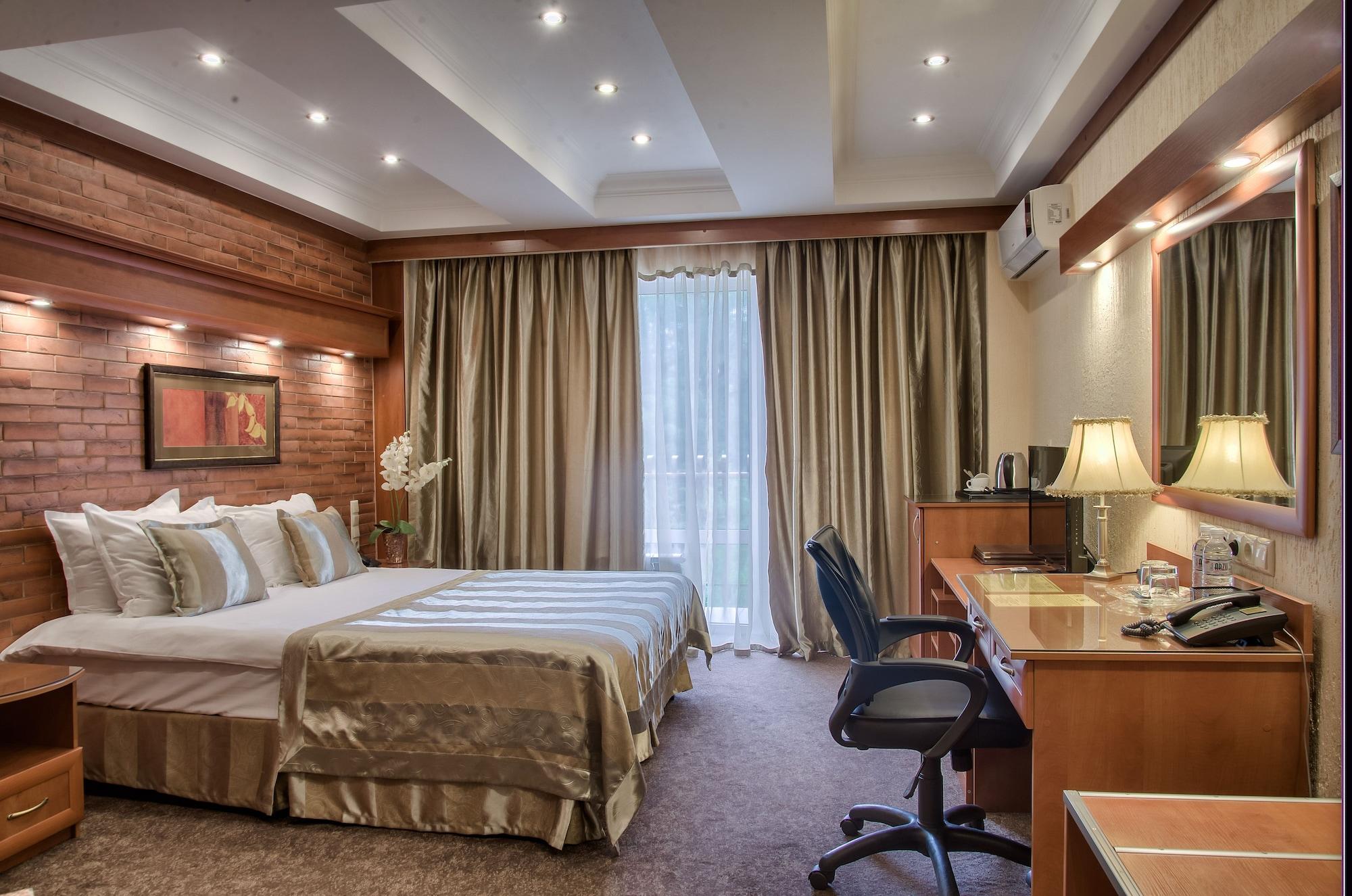 Hotel Uyut Almaty Eksteriør bilde