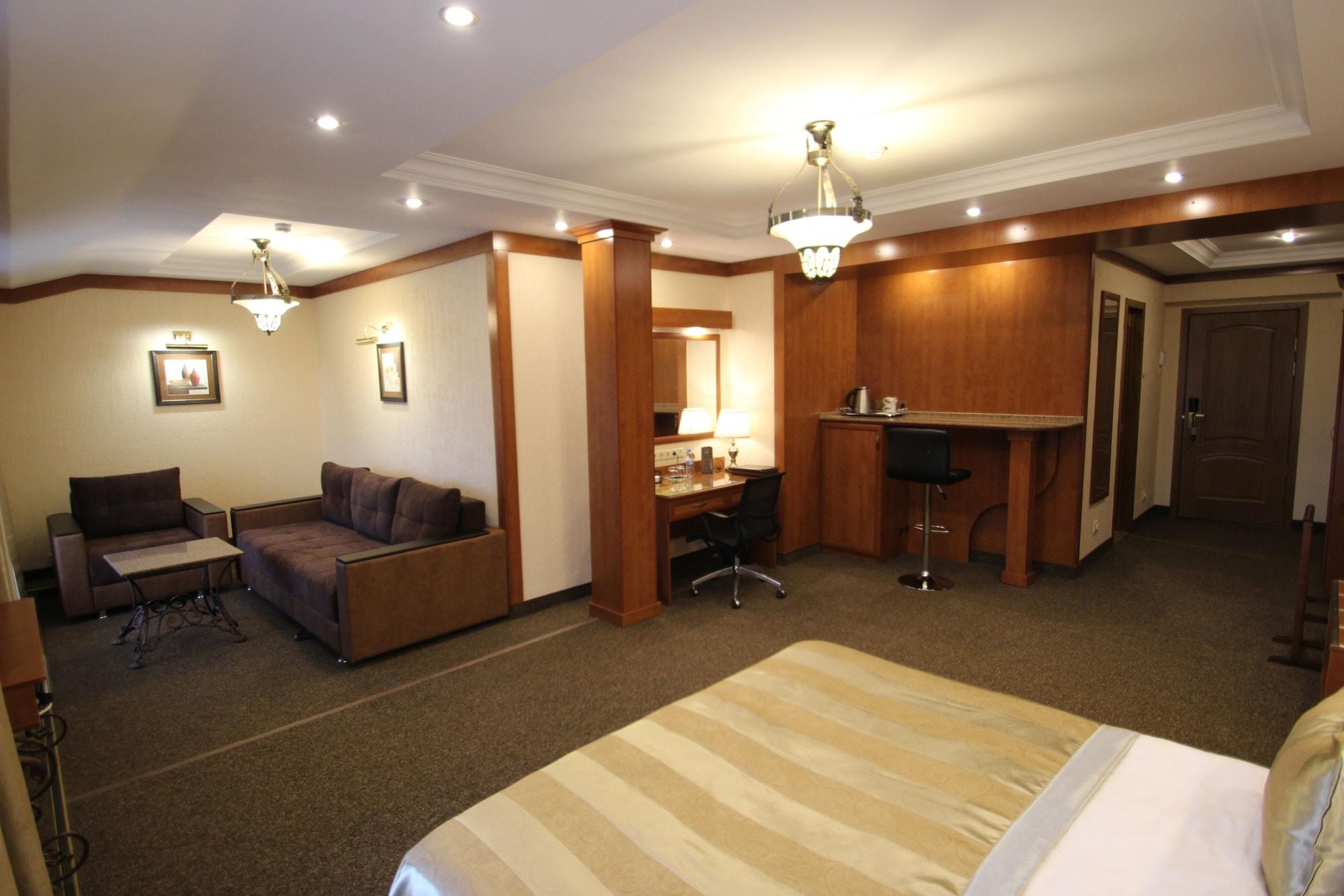 Hotel Uyut Almaty Eksteriør bilde