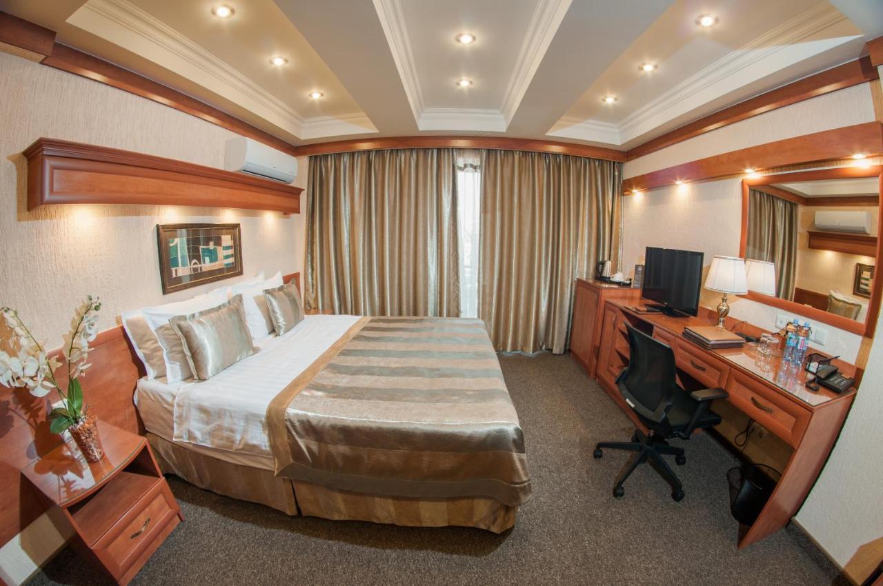 Hotel Uyut Almaty Eksteriør bilde