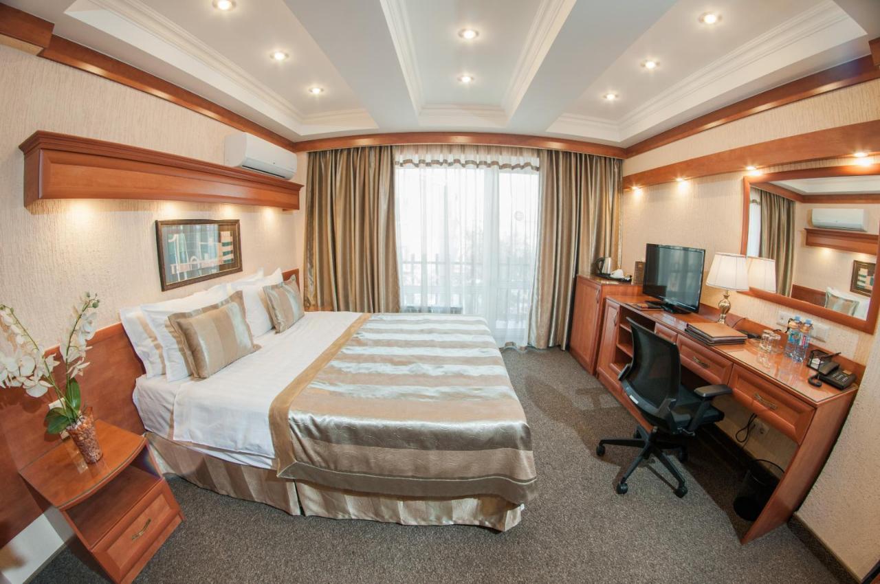 Hotel Uyut Almaty Eksteriør bilde