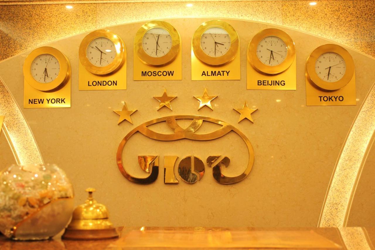 Hotel Uyut Almaty Eksteriør bilde