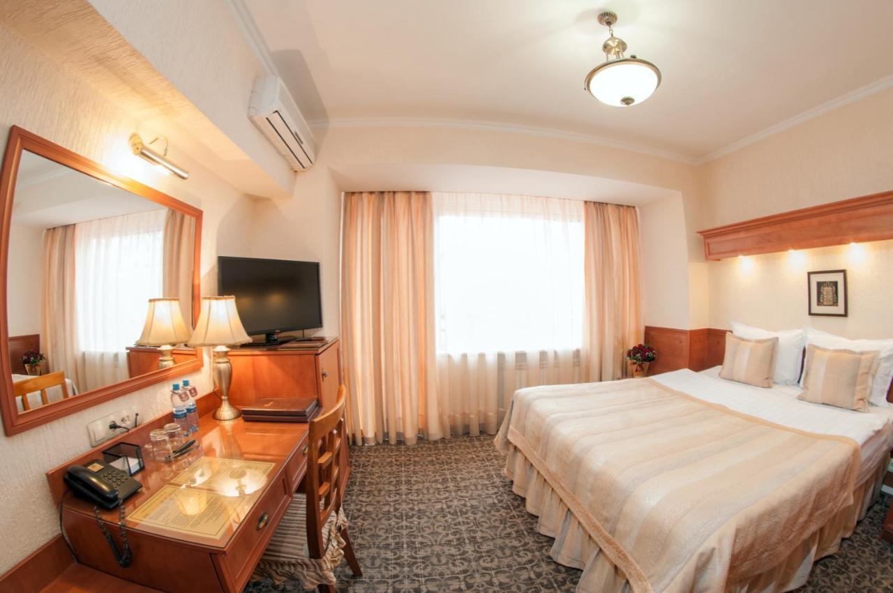 Hotel Uyut Almaty Eksteriør bilde